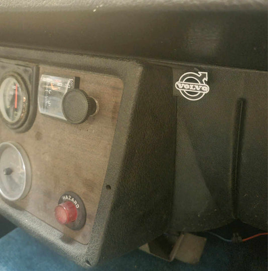 Knob / mounting for klock panel Volvo 140