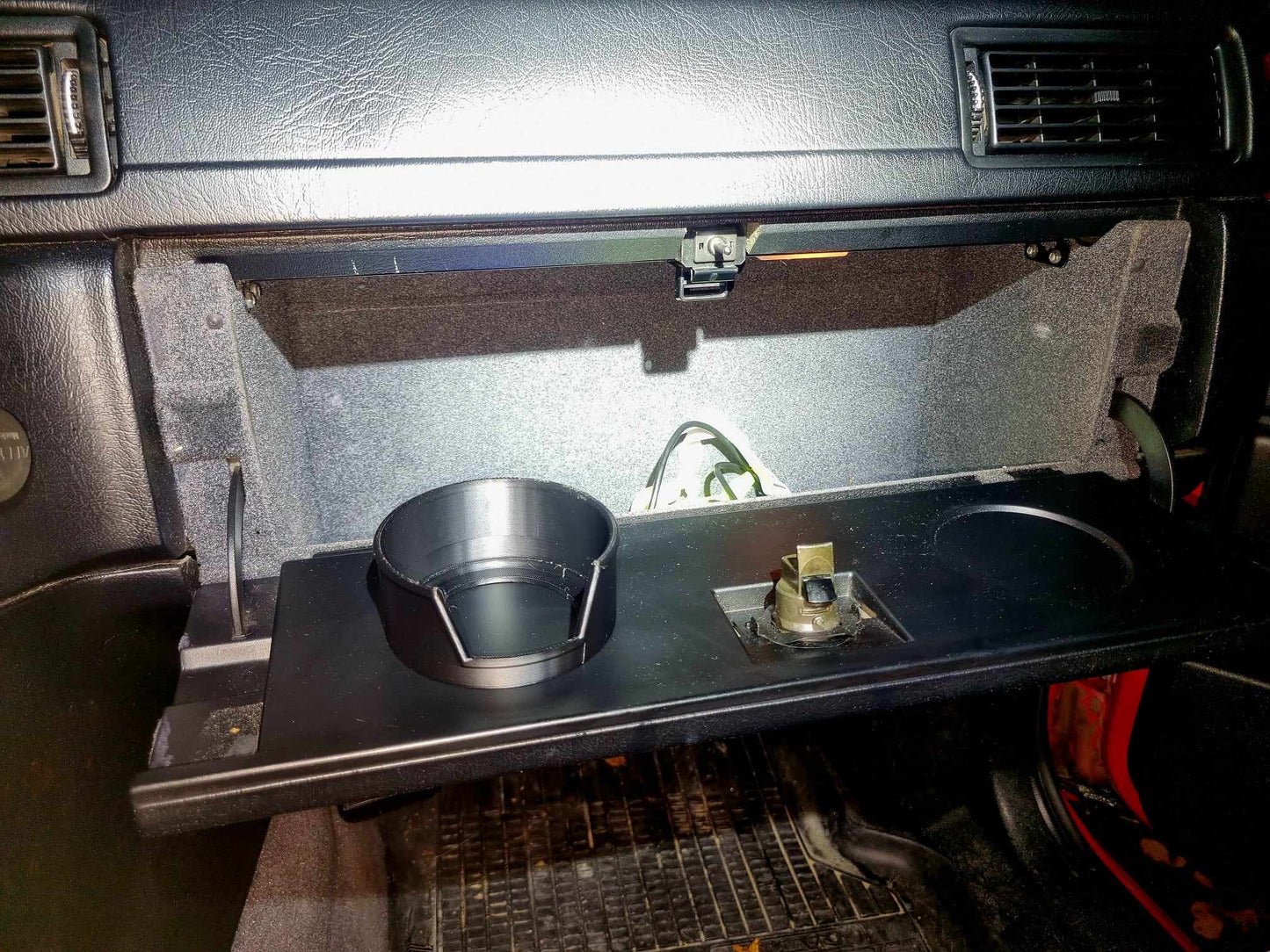 Mugghållare handskfack Volvo 740 / 940