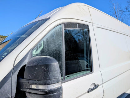 Ventilation window for front door VW Crafter