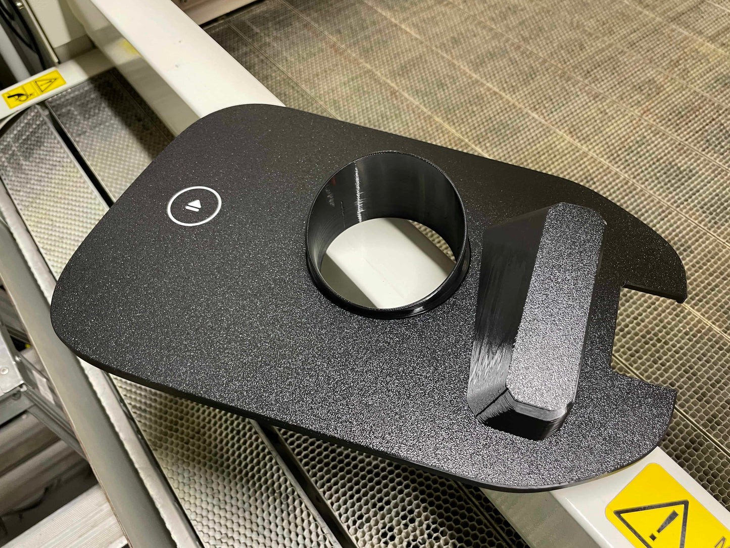 Charging cover BMW iX