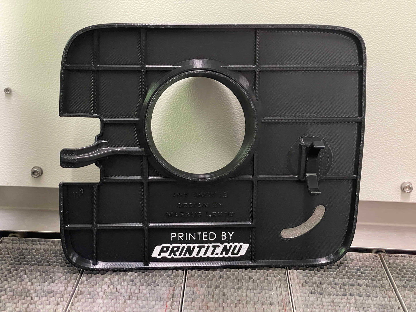 BMW i3 Charging Cover – Weatherproof EV Socket Protection