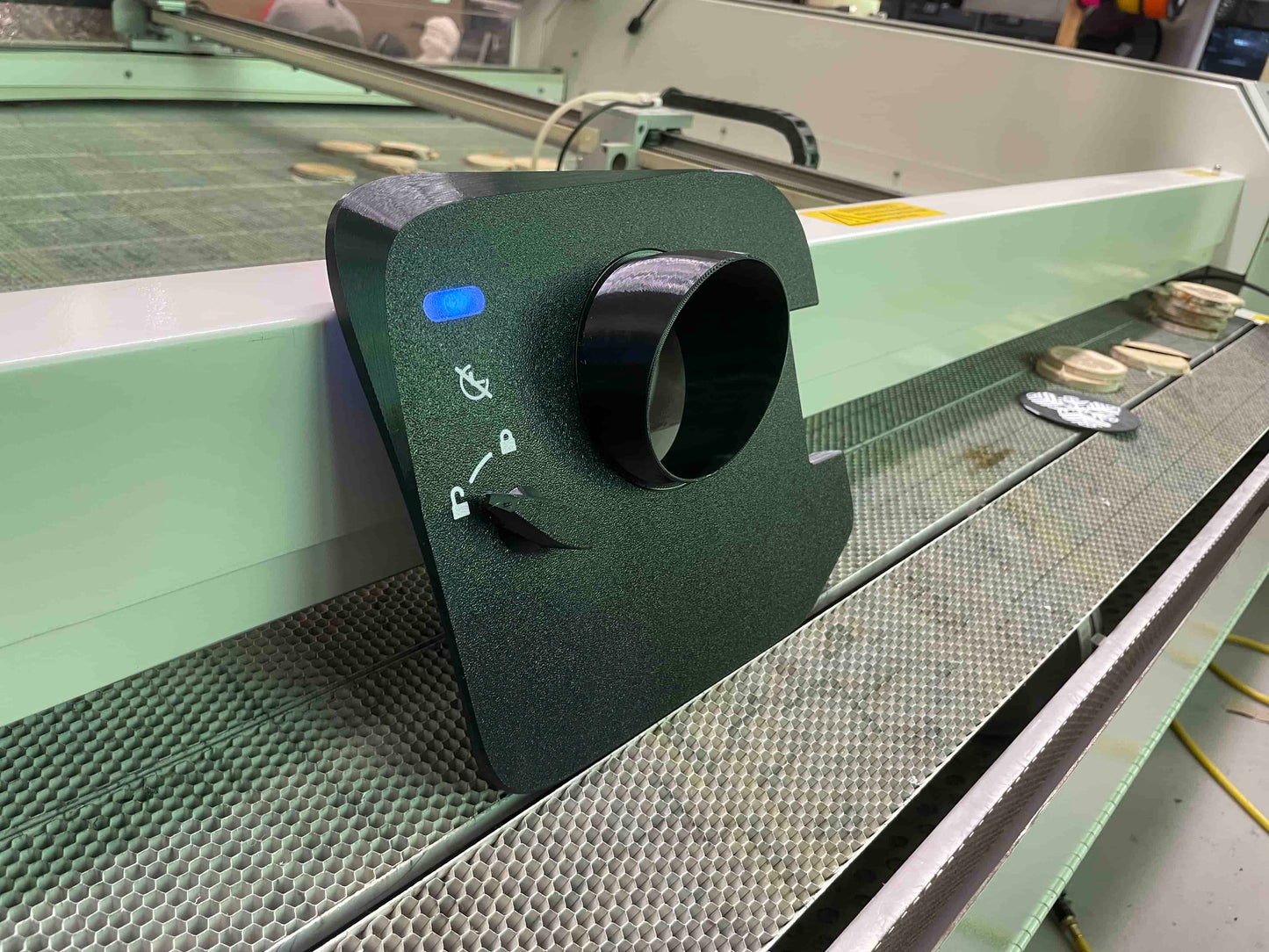 Charging cover Kia EV3 2025-Now