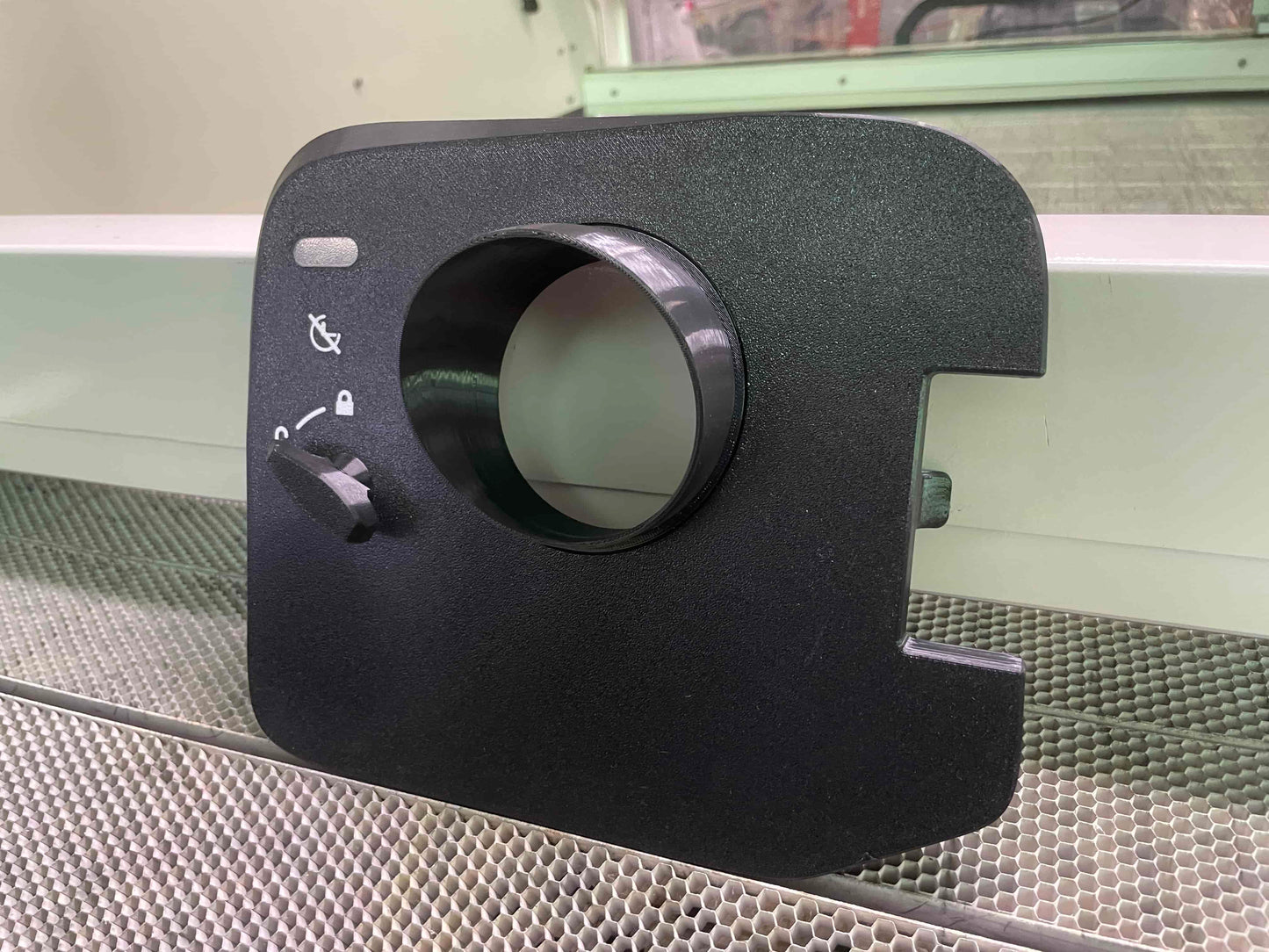 Charging cover Kia EV3 2025-Now