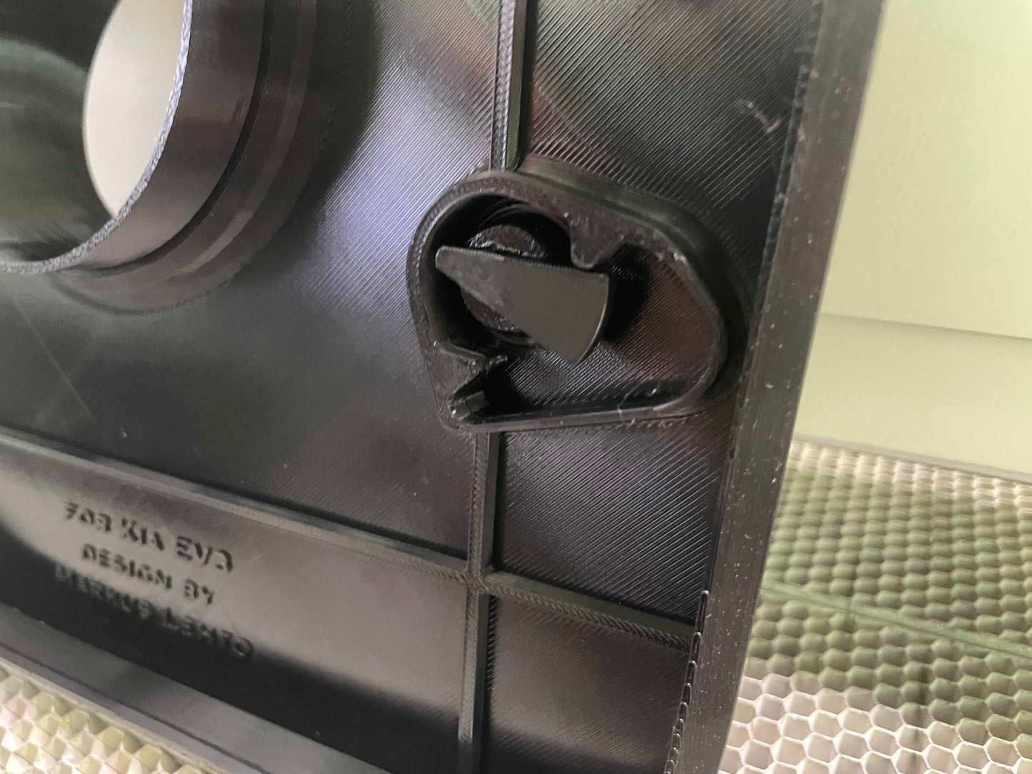 Charging cover Kia EV3 2025-Now