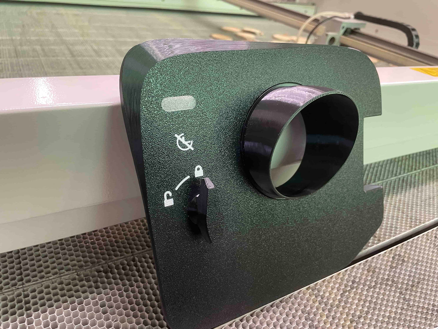 Charging cover Kia EV3 2025-Now