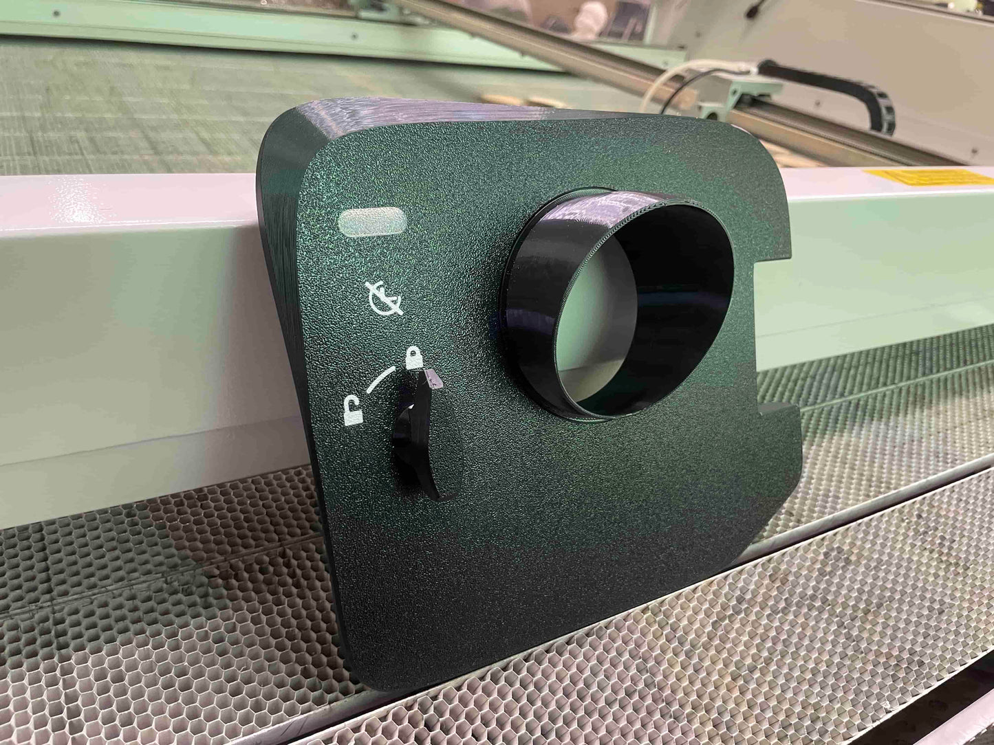 Charging cover Kia EV3 2025-Now