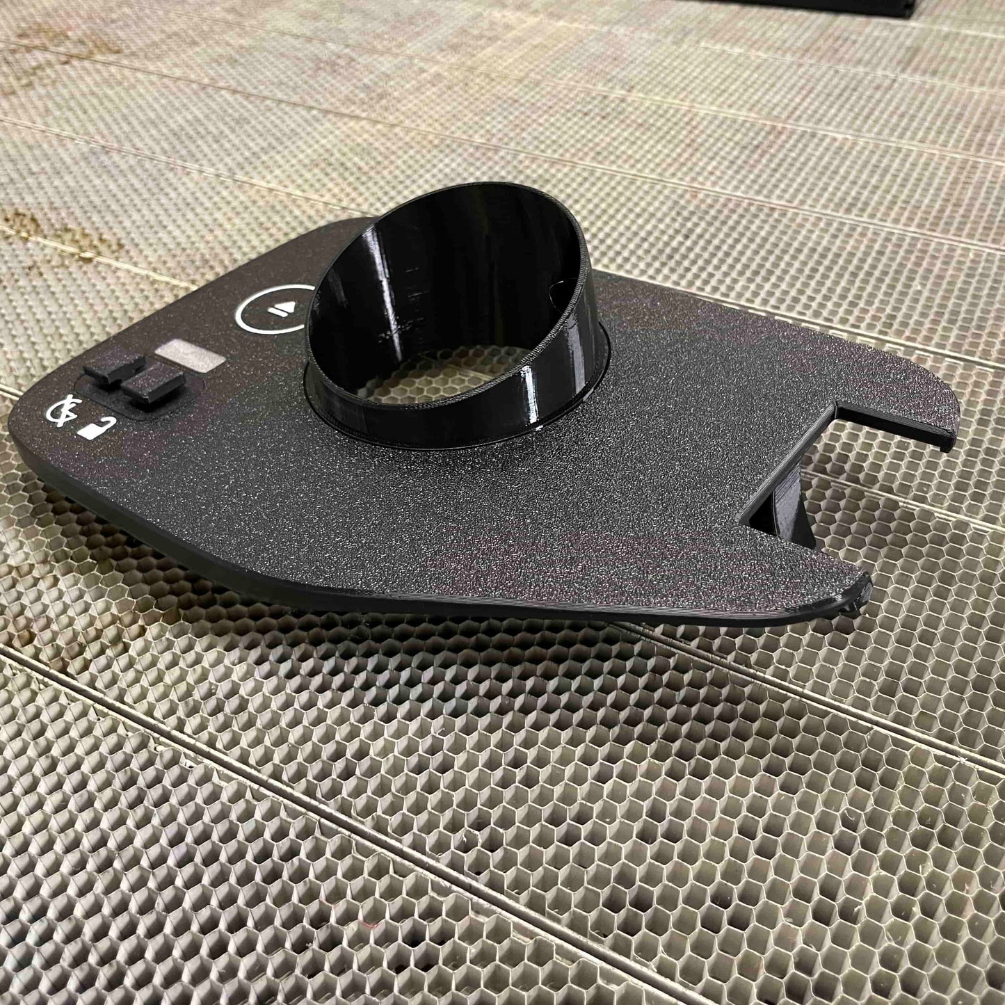 Charging cover Renault Megane 2022-2025