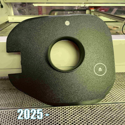 Charge cover Toyota bZ4X