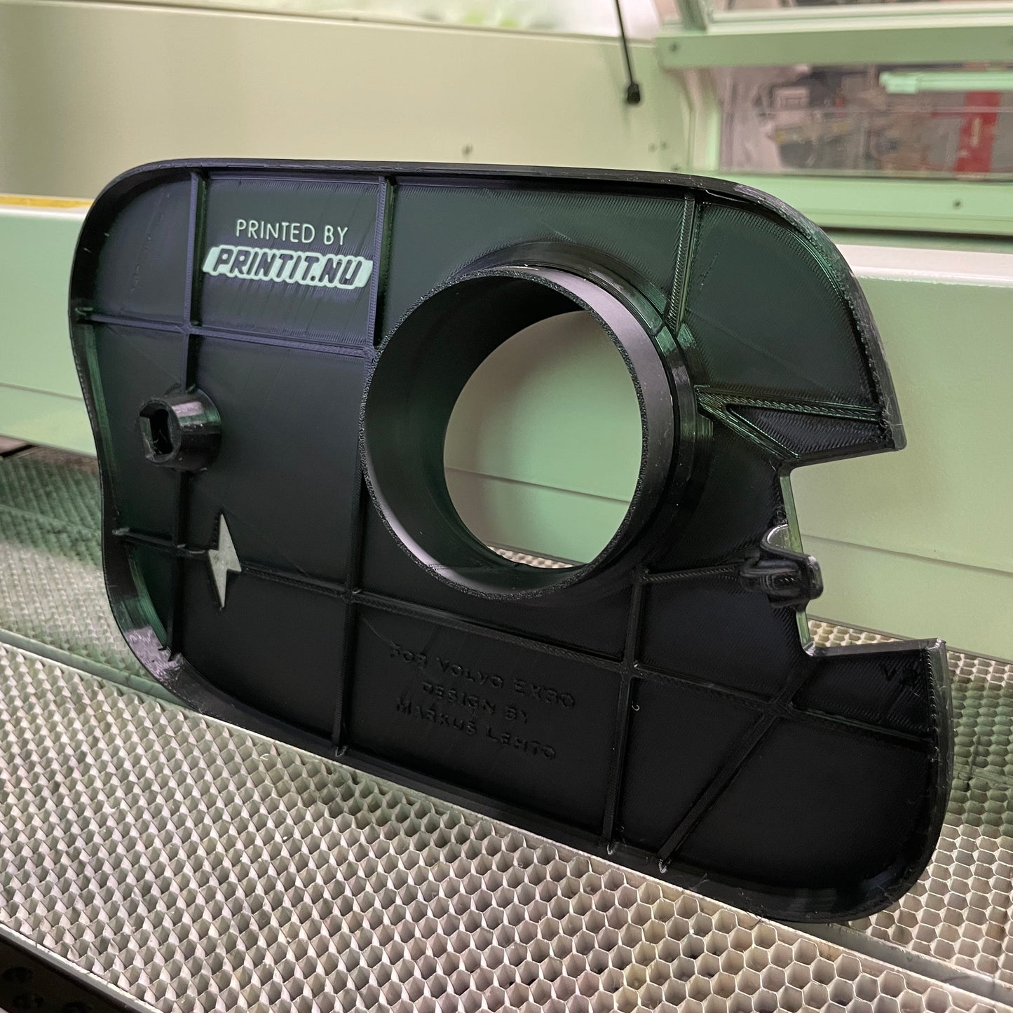 Volvo EX30 Charging Cover – Weatherproof EV Socket Protection